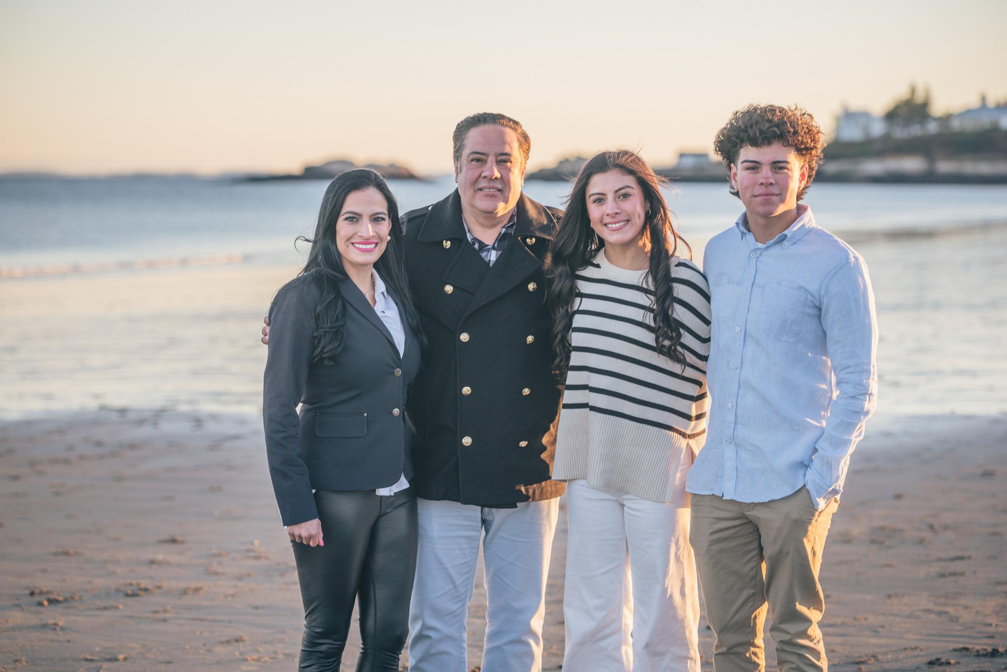 An Unforgettable Family Session at Phillips Beach: The Power of Social Media and Community